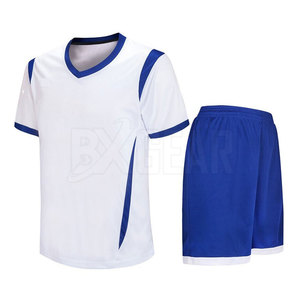 Uniforme de football fabriqué en usine avec nom de numéro et impression de logo personnalisés disponibles en différentes couleurs et tailles pour les équipes - Product Image 1