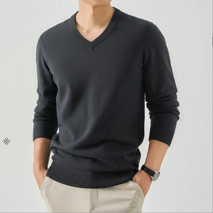 Pull en cachemire léger à col en V pour homme, coupe ajustée, élégant et décontracté, à manches longues, avec logo sur le devant, pour l'hiver - Product Image 5