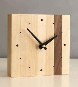 HORLOGE MURALE EN BOIS PERSONNALISÉE RÉUTILISÉE pour une DÉCORATION INTÉRIEURE ÉLÉGANTE, MOUVEMENT ÉLECTRIQUE MODERNE, CERTIFIÉE ROHS, Mariage, Retraite - Product Image 4