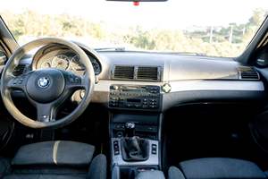 BMW 330i ZHP Sedán 2005 Usado, Sin Reserva, Transmisión Manual de 6 Velocidades, Paquete de Rendimiento ZHP, Mayormente Usado en Clima Cálido - Product Image 4