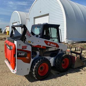 Minicargadora de ruedas Bobcat T770 con motor diésel - Product Image 4