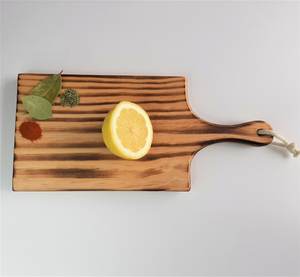 Ensemble de planches à découper en bois naturel de qualité supérieure avec poignée |   Forme rectangulaire durable et facile à nettoyer |   Coupe-plateaux écologiques - Product Image 6