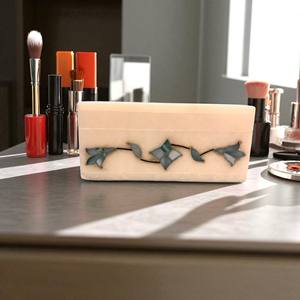 กล่องเครื่องประดับหินอ่อนสีขาวทำด้วยมือพร้อมฝังพลอยสีฟ้าการออกแบบดอกไม้การตกแต่งการจัดเก็บและกล่องของขวัญ - Product Image 4