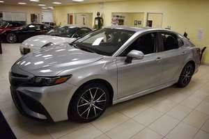 2024 Nightshade FWD Turbo, phare gauche, sièges en cuir, toit ouvrant panoramique, faible kilométrage, prix compétitif, stock prêt à l'expédition - Product Image 5