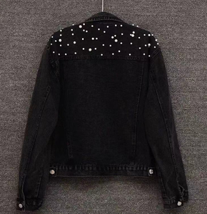 โรงงานขายส่งเสื้อแจ็คเก็ตยีนส์ผู้หญิงประดับมุก ทรงหลวมบางเบา สไตล์สั้นสำหรับฤดูใบไม้ผลิและฤดูใบไม้ร่วง เหมาะสำหรับงานแต่งงาน ผู้จัดจำหน่ายเสื้อแจ็คเก็ตยีนส์ - Product Image 6