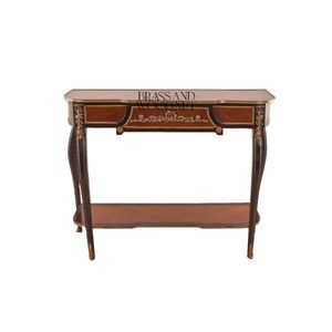 Mesa Consola Francesa Clásica de Madera Artesanal con Estante Inferior y Detalles Ornamentales de Latón, Diseño de Muebles de Lujo - Product Image 2
