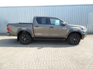2018 Toyota Hilux SUV GCC usado gasolina/Gas híbrido ACC Control de crucero R20 tamaño del neumático AWD Drive asientos de cuero eléctrico Auto izquierda - Product Image 2