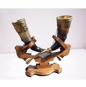 Cuerno para beber hecho a mano respetuoso con el medio ambiente vikingo de estilo nórdico con soporte para amantes de la cerveza Mead y la cerveza - Product Image 4