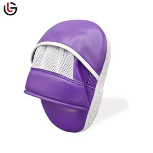 2025 Nuevo diseño Focus Pads Mitones Diseño único Impreso Punzonado Kickboxing Mitones para entrenamiento de boxeo - Product Image 6