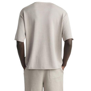 Shorts d'été pour hommes T-shirt et short de sport à manches courtes pour hommes 2 pièces Ensembles pour hommes 100% coton Couleur contrastée OEM Conception personnalisée - Product Image 3