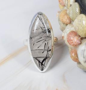 Noir Rutile 925 Sterling Silver Gemstone Élégant Anneau Designer Anneau Marquise Forme Bijoux Faits À La Main Noir Rutile Cadeau Pour Elle - Product Image 3