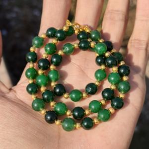 สร้อยคอเงินแท้ประดับพลอยอะเวนทูรีนสีเขียวทรงกลมขนาด 8 มม. เครื่องประดับสำหรับงานแต่งงาน - Product Image 1