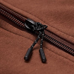 ชุดวอร์มสองชิ้นของผู้ชายชุดวิ่งจ๊อกกิ้งผ้าคอตตอนโพลีเอสเตอร์ระบายอากาศลำลองเข้ารูปพิมพ์ลายแฟชั่นสุดหรู2024 - Product Image 5