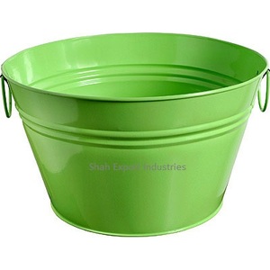 Maceta de flores de Metal Premium, bañera de flores con acabado verde claro para decoración de hogar y jardín, maceta de flores con asa - Product Image 1