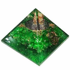 Vente en gros d'orgone pyramide puissante orgonite en cristal de tourmaline noire pour la protection contre les CEM pour la méditation et le yoga - Product Image 3