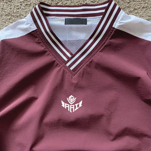 Chaqueta Bomber Verde Unisex de Nailon Personalizada, Ligera, con Cuello en V, Ropa Deportiva con Logotipo Bordado, Sudaderas con Capucha - Product Image 5