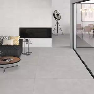 Réglez les carrelages de sol en porcelaine gris clair de 600x1200mm découpant mat doux pour la prime du marché européen - Product Image 1