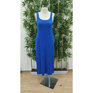 Ensemble robe et débardeur en viscose à bretelles et col rond pour femme, avec poches et fente décorative, 36849 - Bleu Saks - Product Image 4