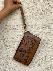 Cartera de Mano de Cuero de Vaca con Correa para la Muñeca, Bolso de Mano de Cuero para Mujer - Product Image 5