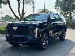 รถใหม่/มือสอง ปี 2025 CADILLAC ESCALADE STORT GCC BLACK EDITION เบาะหนัง หลังคาพาโนรามา ไฟหน้า LED ขาย - Product Image 3