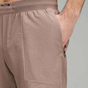 2025 nuevos pantalones cortos para correr para hombre al por mayor 100% algodón pantalones cortos con logotipo hecho a medida para hombre hechos por Isha Industry - Product Image 3