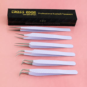 Nueva Pinza para Extensión de Pestañas con Punta de Fibra Curva Hecha a Mano, Herramienta de Aislamiento Delgada y Larga con Extremo en Forma de Gancho para Pestañas de Volumen - Product Image 1