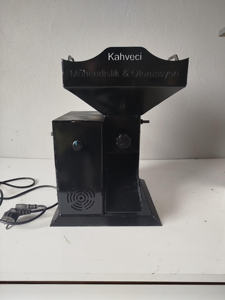 Electric Walnut <b>Cracker</b> Machine 220V 150kg Capacity Household <b>Nut</b> Breaker Durable Shelling Tool with 6 Months Warranty - Product Image 5