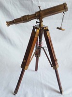 Télescope antique plaqué laiton, vintage, de collection, avec trépied en bois réglable, instrument de navigation maritime fait main, Terre