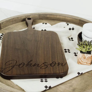 Tabla de Cortar de Madera con Mango, Apta para Lavavajillas, Ecológica, Antibacteriana, de Resina, Tabla de Queso de Alta Calidad - Product Image 1