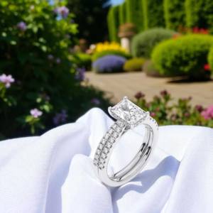 2,55 Ct Anillo de Compromiso de Diamante Moissanite de Corte Radiante y Redondo con Banda a Juego en Platino 2,00, 1, 2, 1, 1, 2, 1, 2, 1, 2 - Product Image 2