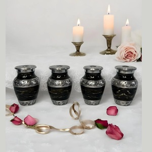 Urna de recuerdo de metal de alta gama de calidad superior, ataúd de tributo para cenizas humanas para preservar recuerdos memorables - Product Image 5