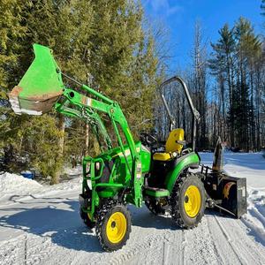 Livraison Rapide Tracteur Utilitaire Compact John Deere 2025R 4x4 avec Boîte de Vitesses Automatique et Pompe pour Usage Agricole Achetez Aujourd'hui - Product Image 6