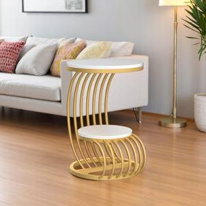 เพิ่มเสน่ห์และสไตล์ที่ทันสมัยให้กับบ้านของคุณด้วยโต๊ะเหล็กสำเร็จรูปสีทองของเราพร้อมท็อปหินอ่อนที่ดีที่สุดสำหรับโต๊ะข้างเตียงในโรงแรม - Product Image 3