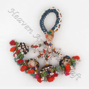 Colmillos de borlas de algodón, Banjara, Vintage, hecho a mano - Product Image 1