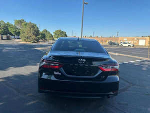 Voiture d'occasion abordable 2024 Toyota Camry LE LHD - Product Image 6