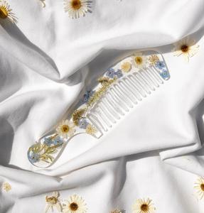 หวีเรซิ่นมืออาชีพสำหรับช่างตัดผม ใช้สำหรับจัดแต่งทรงผมในร้านเสริมสวย วัสดุเรซิ่นคุณภาพสูง - Product Image 3