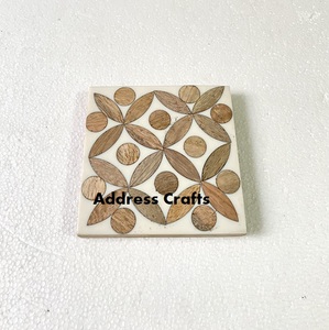 Posavasos de madera y resina personalizado de la mejor calidad de alta demanda para regalos promocionales Posavasos para accesorios de cocina para el hogar y el hotel - Product Image 3