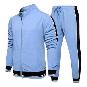 Ensemble de survêtements 2 pièces personnalisés pour homme, avec sweat à capuche, pour l'extérieur, entraînement et jogging, en coton, couleur unie, collection hiver 2026 - Product Image 5