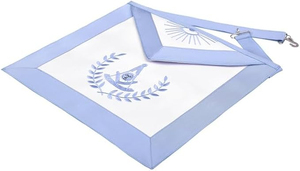 ผ้ากันเปื้อนนักบวชผู้เชี่ยวชาญแห่งล็อดจ์บลู พร้อมริบบิ้นสีฟ้าอ่อนปักลายพวงหรีดแบบเย็บติด - Product Image 2