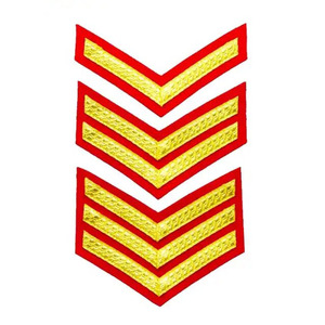 Chevron rang brodé à la main or Bullion feuille d'érable avec rayures cérémonie Chevron Patch - Product Image 3