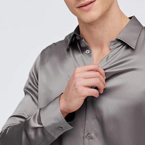 Camisas de vestir de manga larga de tacto suave, camisas de vestir de hombre con cierre abotonado OEM, camisas de vestir de satén de seda personalizadas al por mayor para hombre - Product Image 6