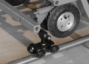 Carrito de transporte Chameleon Dolly Package para puertas con asiento y pedestal ajustable - Product Image 4