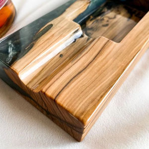 Nouvel arrivage de cendrier en résine époxy et bois de forme carrée au design moderne avec logo de couleur personnalisé portable pour l'intérieur et l'extérieur - Product Image 4