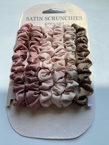 Chất Lượng Cao Hỗn Hợp Thiết Lập Satin Scrunchies Tùy Chỉnh Bao Bì Phụ Kiện Tóc Mềm Tóc Ban Nhạc Độ Đàn Hồi Tốt Cho Phụ Nữ - Product Image 2