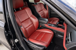 LISTO PARA CONDUCIR - USADO, VOLANTE A LA IZQUIERDA |   CONDUCCIÓN DERECHA |   DODGE DURANGO SRT HELLCAT AWD 2024 - Product Image 3