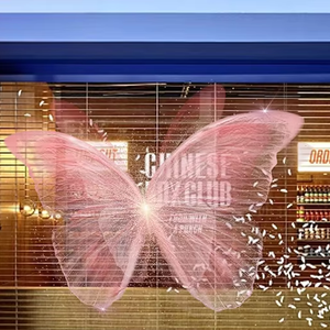 หน้าจอแสดงผล LED ในร่มแบบโปร่งใสหลากหลายรูปแบบจาก P2.8สู่ P7.8สำหรับโฆษณาทางหน้าต่าง - Product Image 1