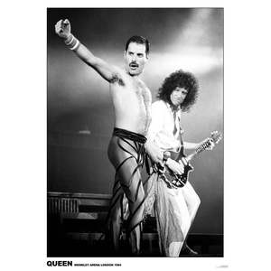 Affiche Queen Wembley 1984 Freddie Mercury & Brian May, art mural de style moderne, en papier - Product Image 1