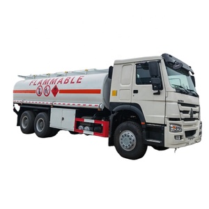 Camion citerne à carburant diesel Sinotruk Howo 20 mètres cubes 6X4 à prix avantageux, camion citerne à huile à vendre - Product Image 1