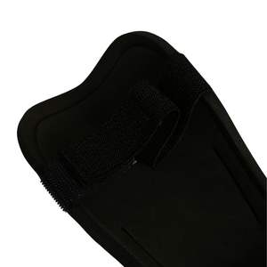 Protège-tibias de football légers à enfiler avec coque en PP solide et conception sans sangle pour les entraînements et les matchs de football - Product Image 2