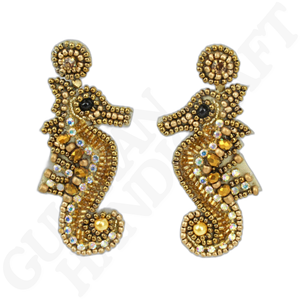 Pendientes Colgantes Doris con Cuentas y Flores Plateadas, Joyería Artesanal Inspirada en el Océano, Intrincado Trabajo de Cuentas, para Fiesta de Mujer - Product Image 1